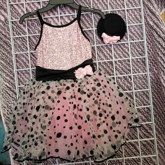 Fancy dance costume - Picture 1 of 5